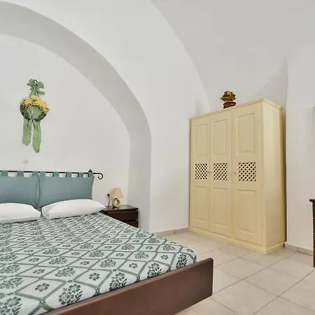 Apartment Christos *