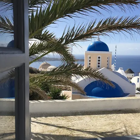 Christos * Oia (Santorini)