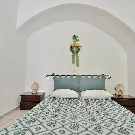 Christos Oia (Santorini)