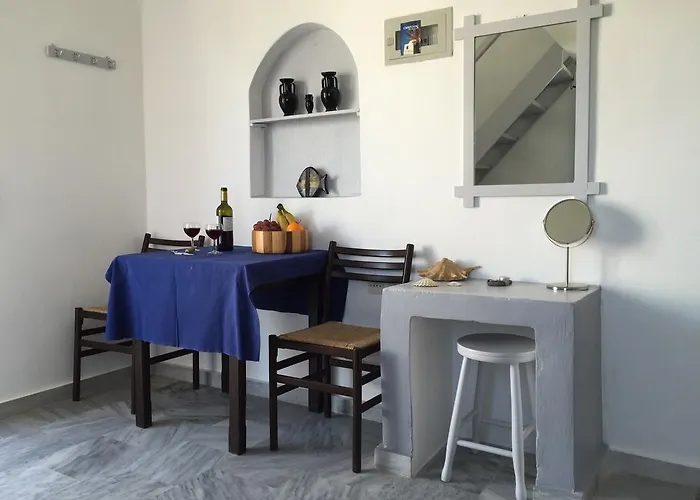 크리스토스 아파트먼츠 아파트 *