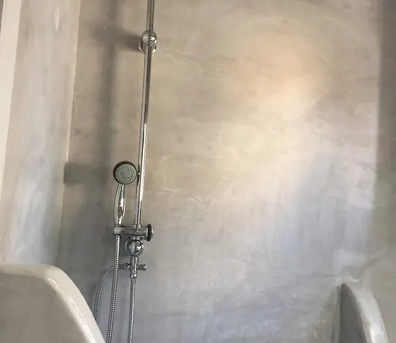 크리스토스 아파트먼츠 * 이아