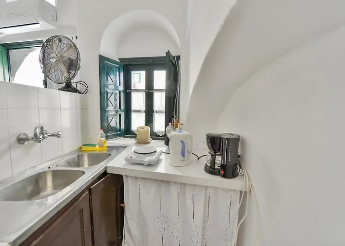 아파트 크리스토스 아파트먼츠 *