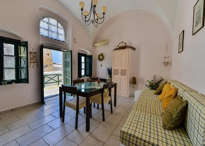 아파트 크리스토스 아파트먼츠 이아